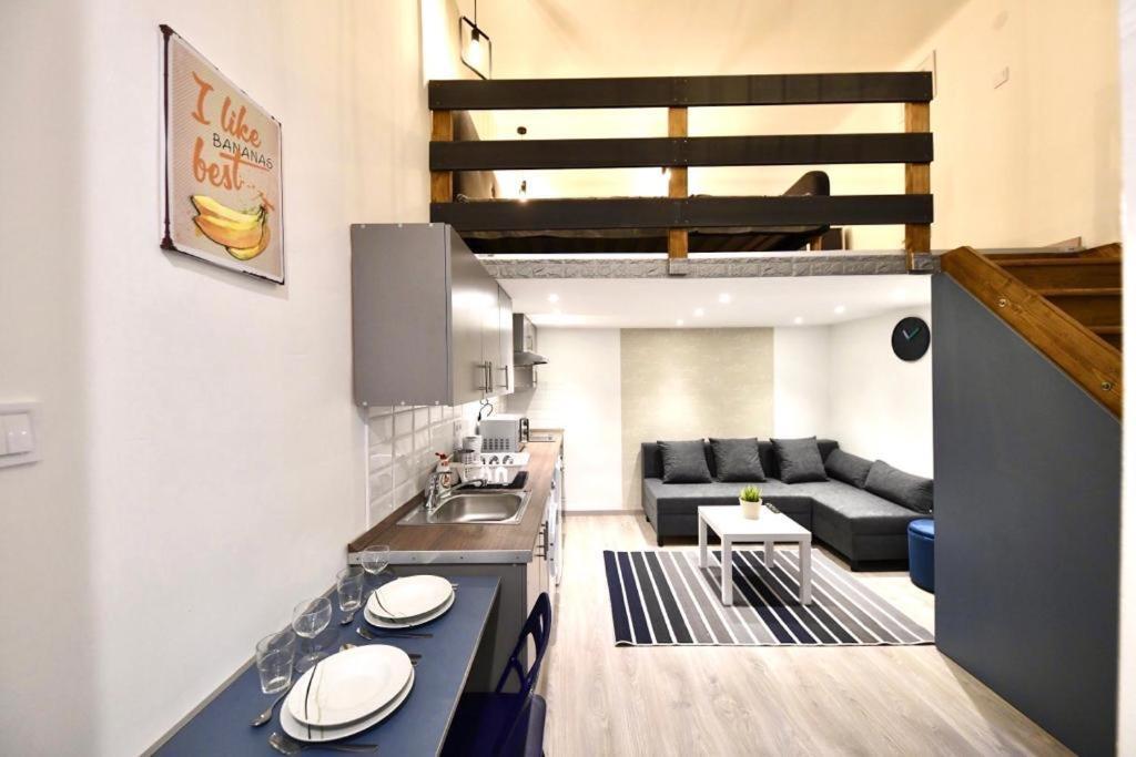 Cosy Flat In Kiraly Str, King Apartment บูดาเปสต์ ภายนอก รูปภาพ